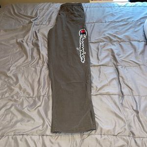 Champion Authentic Athletic Wear - XL - Green